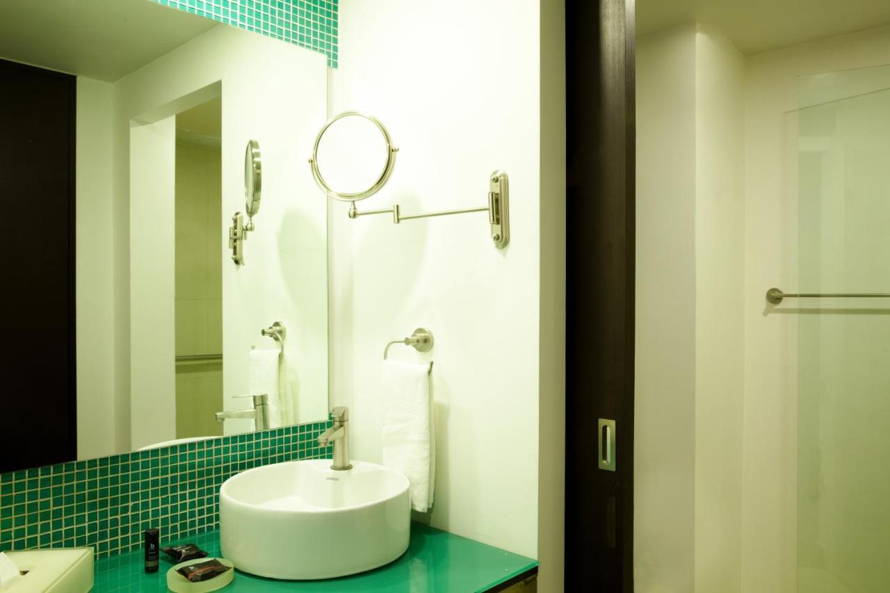Fiesta Inn Guadalajara Aeropuerto Las Pintas Zewnętrze zdjęcie