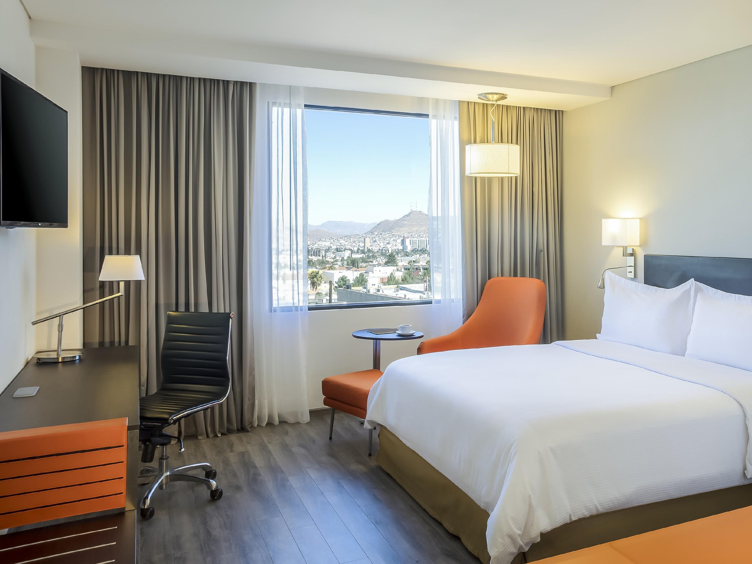 Fiesta Inn Guadalajara Aeropuerto Las Pintas Zewnętrze zdjęcie