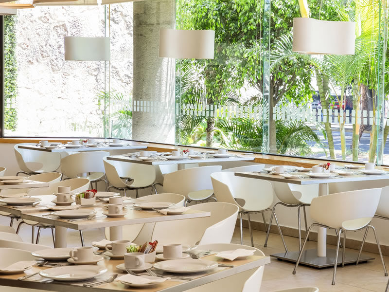 Fiesta Inn Guadalajara Aeropuerto Las Pintas Zewnętrze zdjęcie
